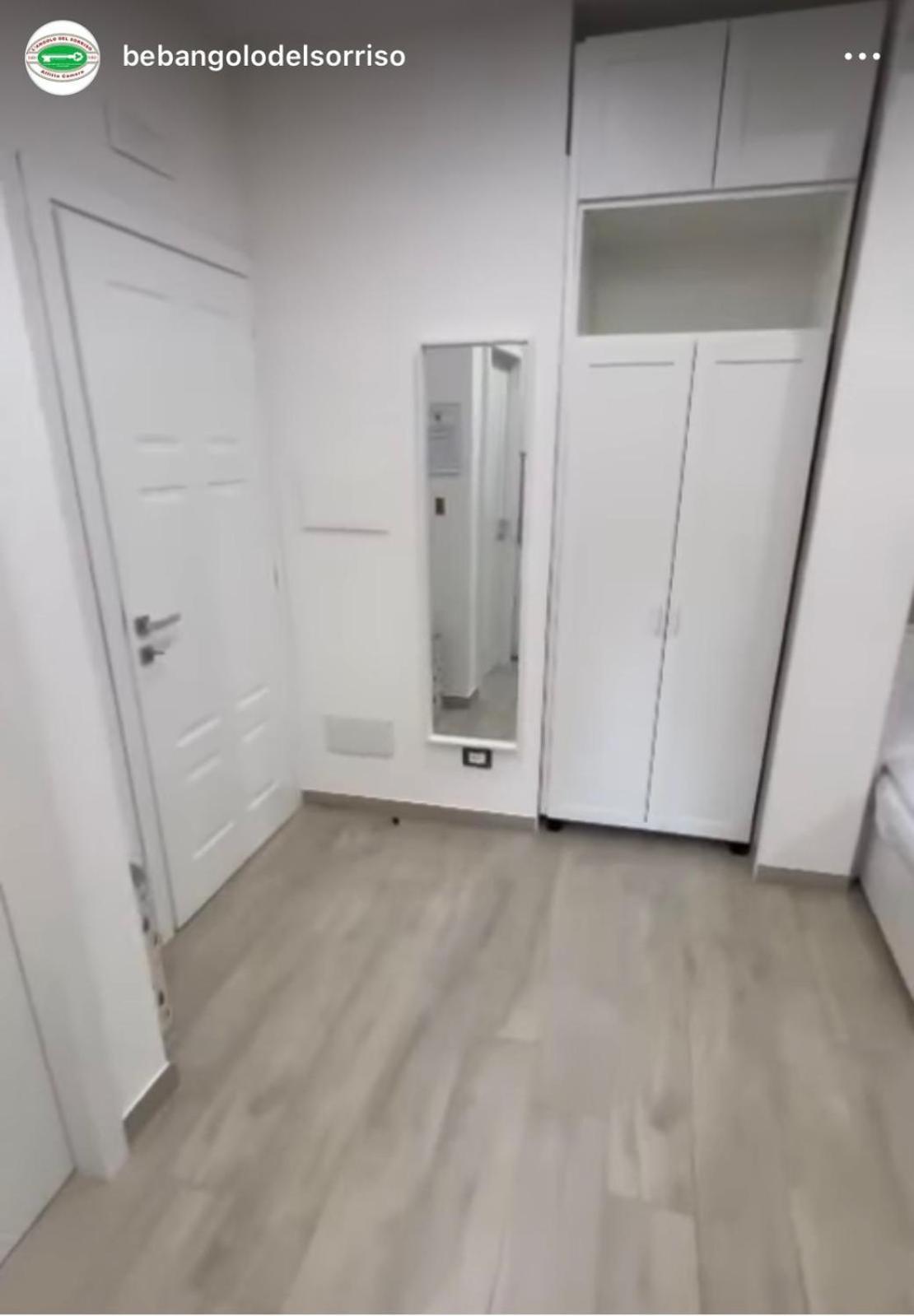 L'angolo Del Sorriso Guest house Naples